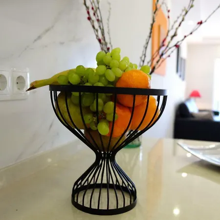 Between Golf And Lägenhet Portimão