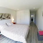 Lägenhet Between Golf And