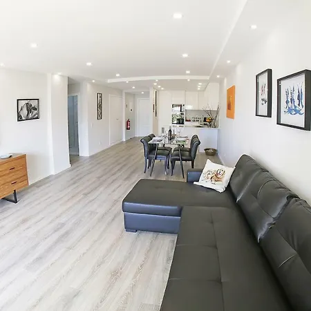 アパート Between Golf And