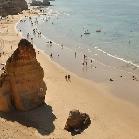 Between Golf And アパート ポルティマン