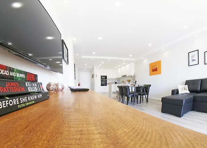 Between Golf And Apartamento Portimão