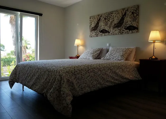 Between Golf And 아파트 포티마오