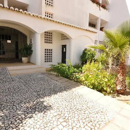 Apartment Between Golf And Portimao